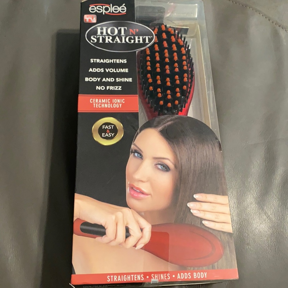 Espleé Hot N’ Straight Brush!